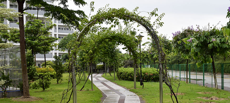 广州工商学院