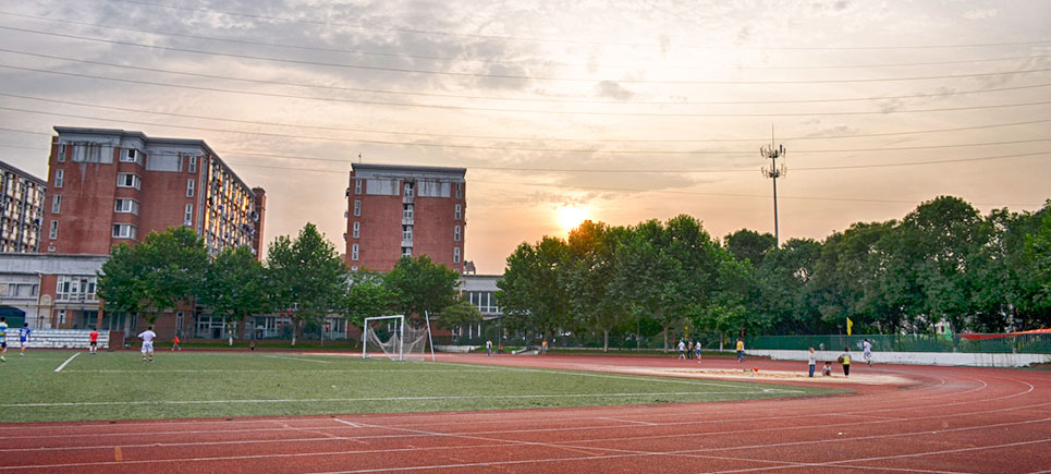 三江学院校园图片